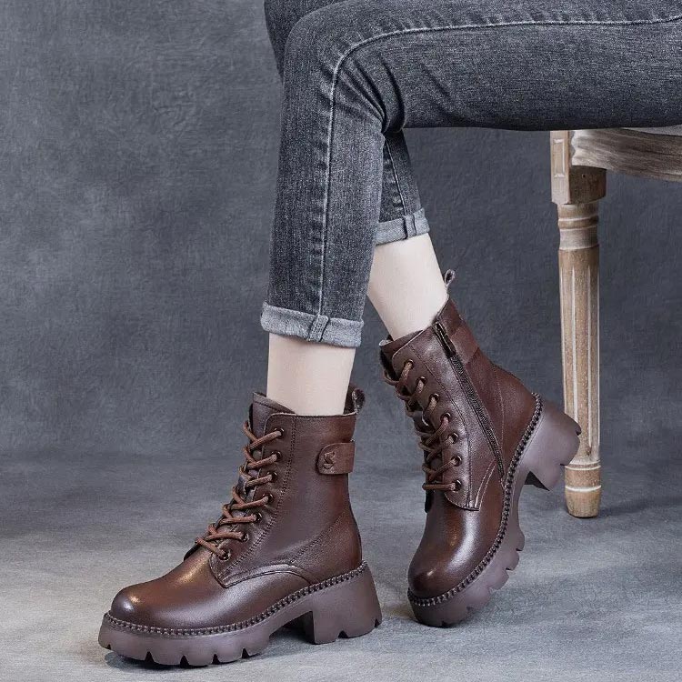 Orthopädische bequeme Damenstiefel aus Leder