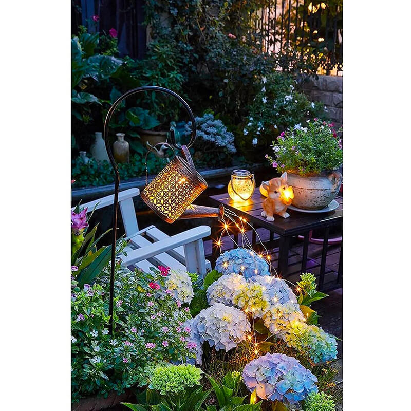 Solarbetriebene Wasserfall-Lichter ✨