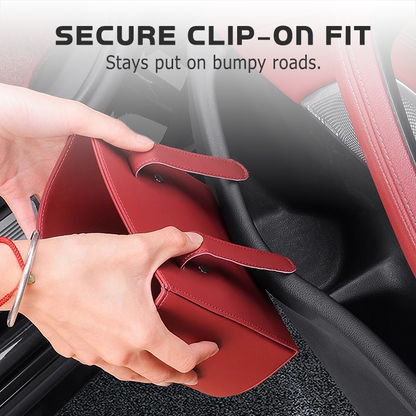 🔥🎁 2+1 GRATIS!!🥳💞 50K+ VERKAUFT! 🚗🧺 Getränkehalter aus Leder für die Autotür – Große Öffnung für Getränke und Handy. Sicherer Clip-Befestigungsmechanismus. Robustes und stylisches PU-Leder. 🛡️✨