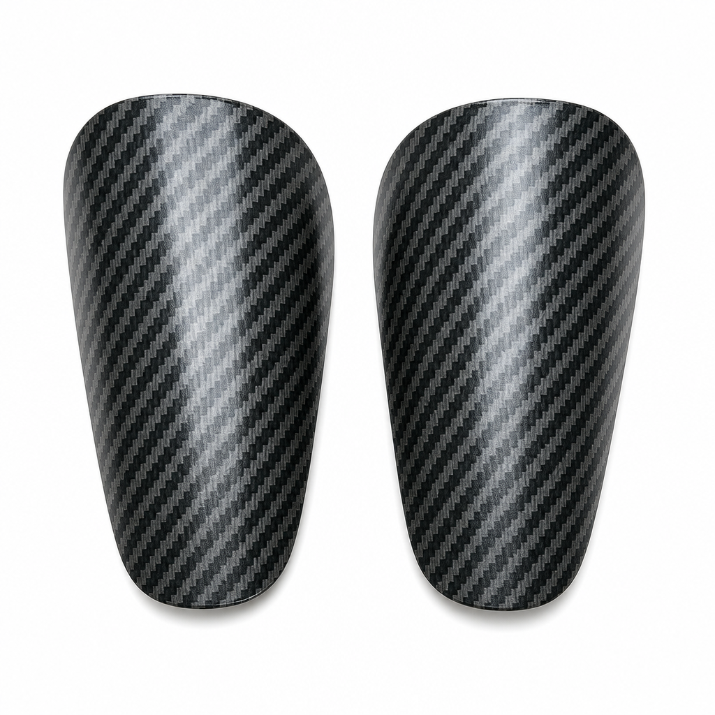 ⚽ Kaufe 1, erhalte 1 GRATIS! 🛡️ Mini Schienbeinschoner – Carbon-Optik & fürs Training ✨